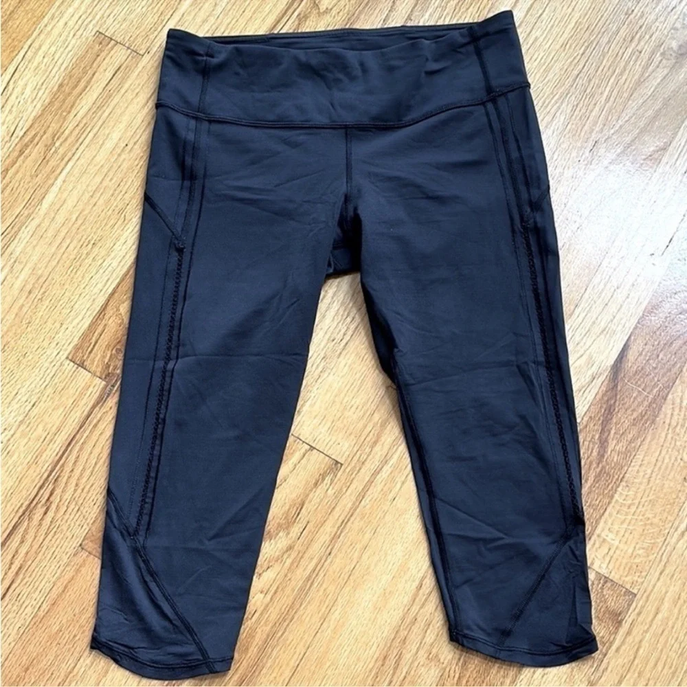 Lululemon Athletica Black Crop Leggings